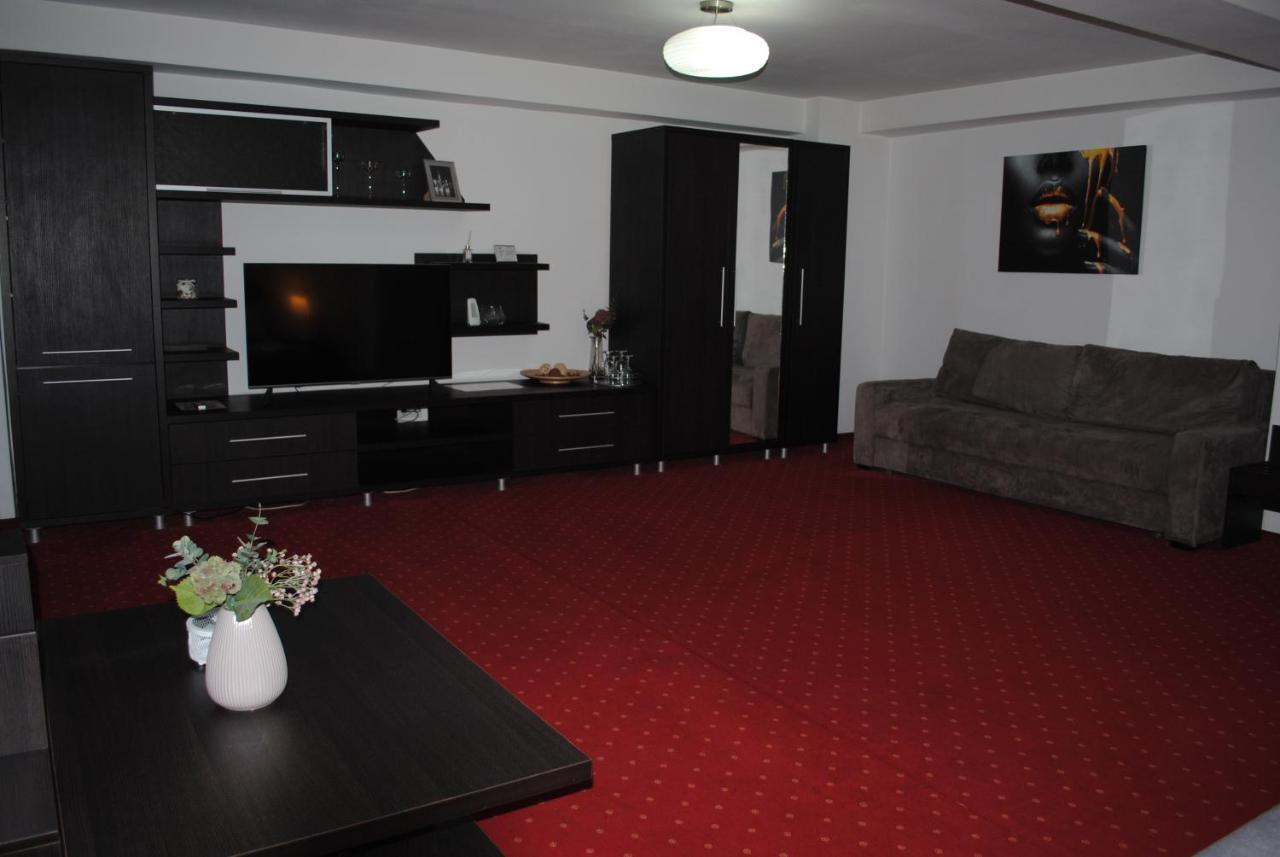 Hotel Corona Drobeta Turnu Severin Exterior foto